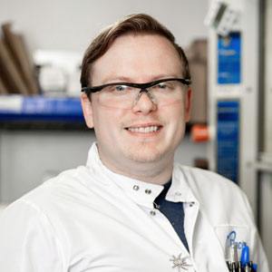 103.jpg – Pace Analytical Pace Proud Pace Employee